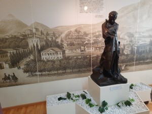 scale_1200 (1)