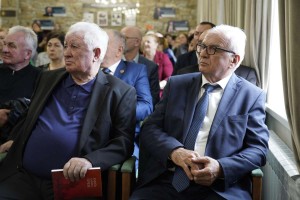 1GA5Zm2ntzwNWA9OC-uxi4dWIMGAYrnnhk-If0qNy6AzCrVVjDuEOufux-Uh0ex7eY10pv_IviND43ux0etfZC2T