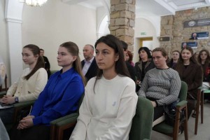 318HKHguYmtypKSlJ8iuGOFj7nZIaVmsOg4foS7DoE8oTGk_NFsejzqSL29eQF9mzayvfO8BvmICT_YNf5Oqx66H